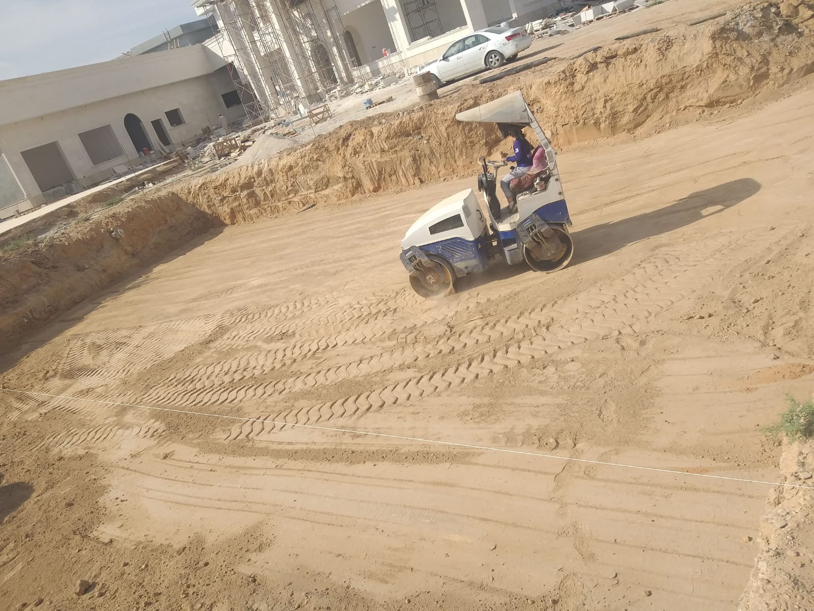 تسوية ودك التربة